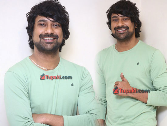 Varun Sandesh at Induvadana Pre Release Event